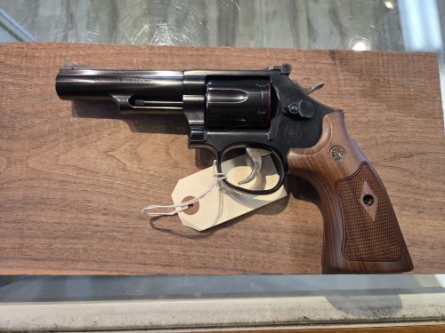 (image for) Smith & Wesson Model 19 Classic 357 Magnum