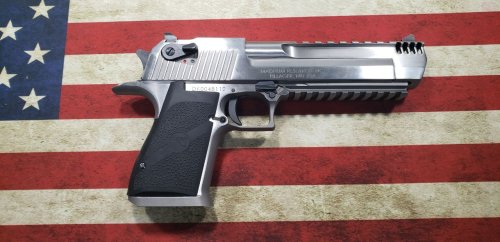 (image for) Magnum Research Desert Eagle 50AE Pistol