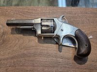 (image for) Antique Revolver