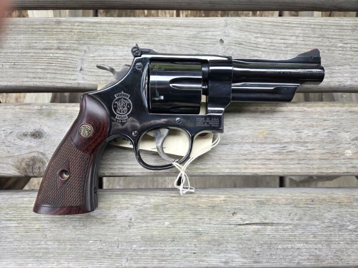 (image for) Smith & Wesson Model 27 357 Magnum Revolver